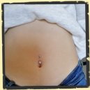 navel piercing